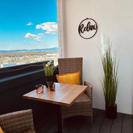 Fewo Sky21 * Langen Exklusives Appartment Vollausstattung / Zentrale Lage *Neu* Eksteriør billede