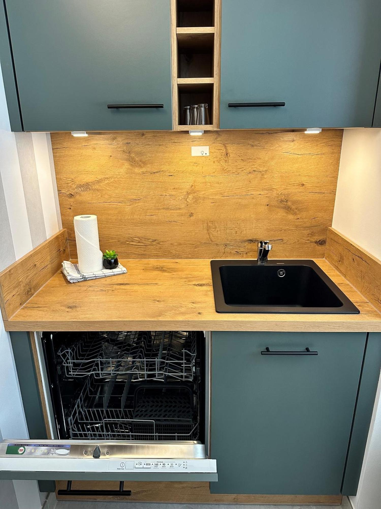 Fewo Sky21 * Langen Exklusives Appartment Vollausstattung / Zentrale Lage *Neu* Eksteriør billede